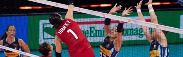 足球赛事-中国女排3比0意大利 战强队逆风中找回节奏是关键